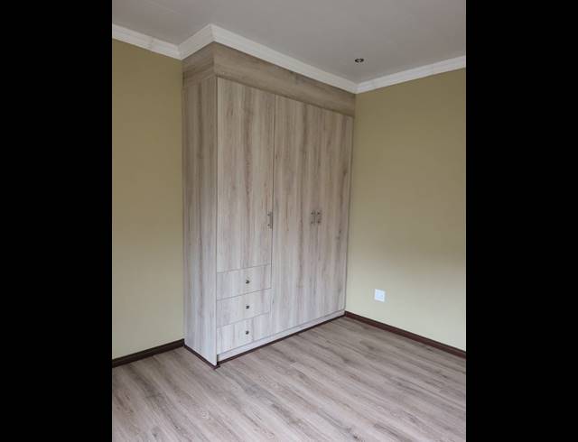 4 BEDROOM HOUSE FOR SALE IN ESTATE D' AFRIQUE